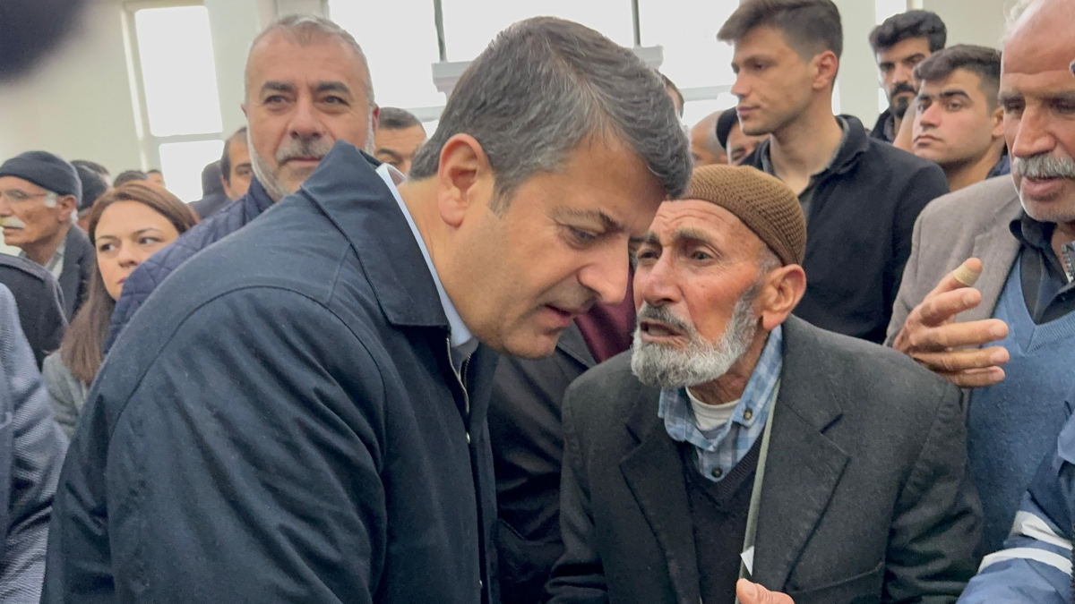 Tutdere: Hak sahiplerini mağdur etmeyin, kabul istasyonlarının sayısını artırın