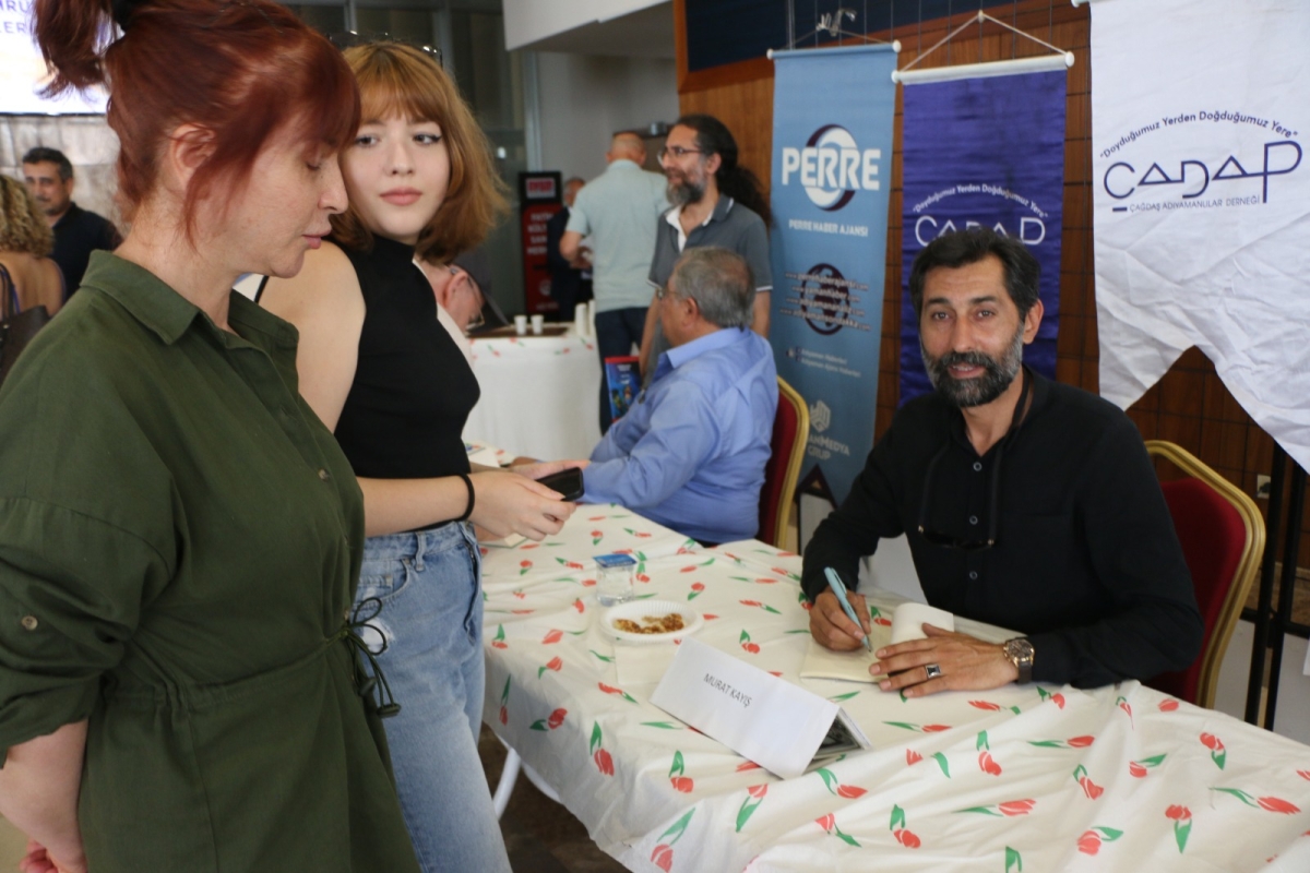 Deprem kardeşi iki şehrin sanatçıları İstanbul'da buluştu