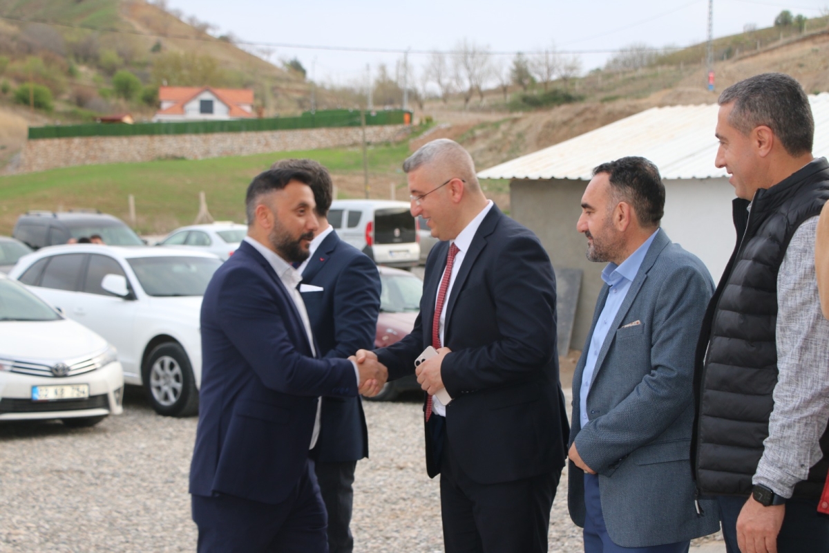 Adalı (Hiniç) Derneği’nden Kahta’da 650 kişilik 'Dayanışma İftarı'