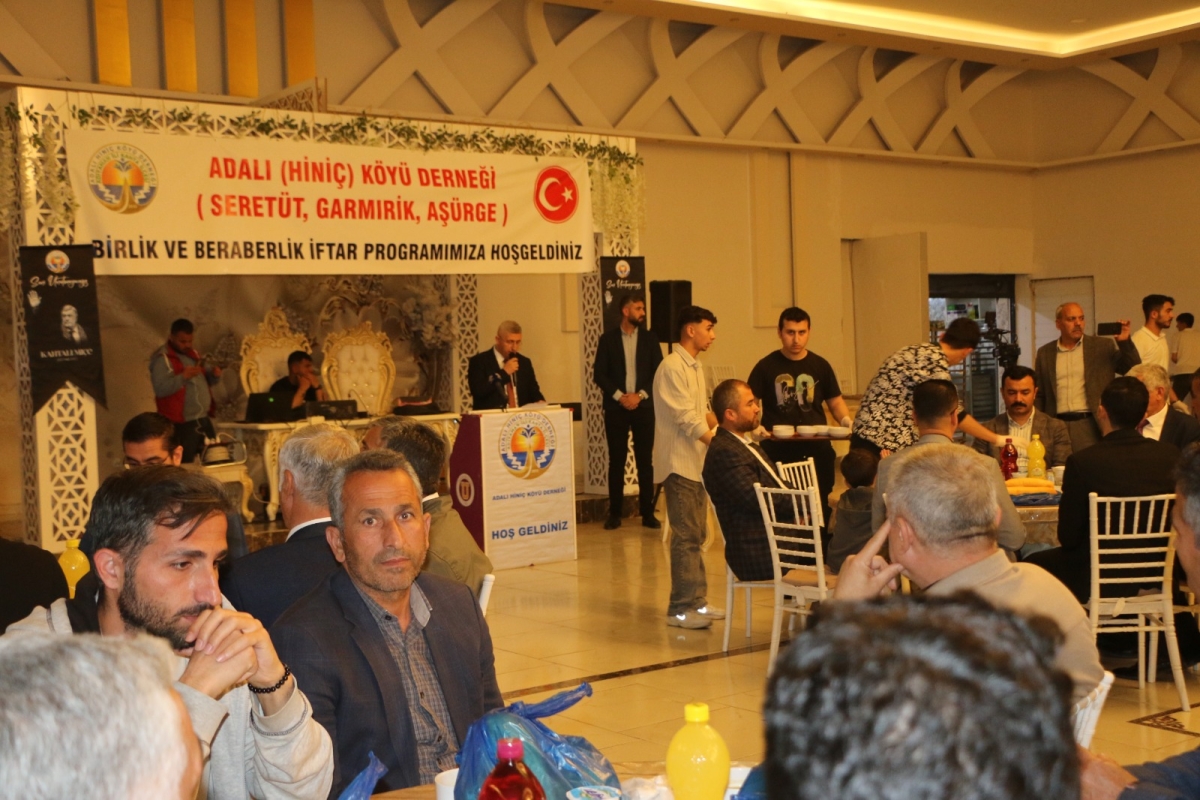 Adalı (Hiniç) Derneği’nden Kahta’da 650 kişilik 'Dayanışma İftarı'