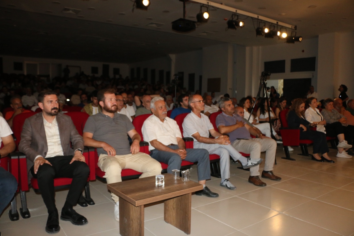 Sırrı Süreyya Önder Adıyaman’da anıldı: ‘Barış onun bize bıraktığı vasiyettir’