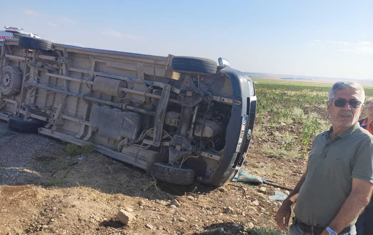 Adıyaman’da tarım işçilerini taşıyan minibüs devrildi; 12 yaralı