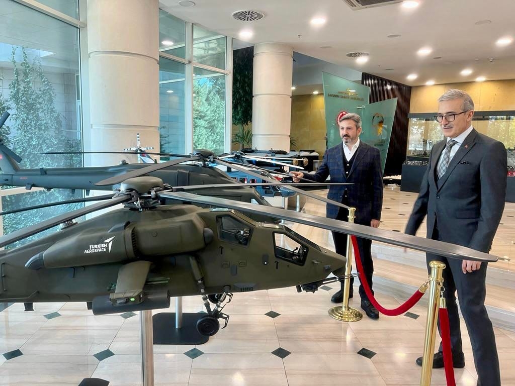 Başkan Aydın'dan Savunma Sanayi Başkanı İsmail Demir'e ziyaret