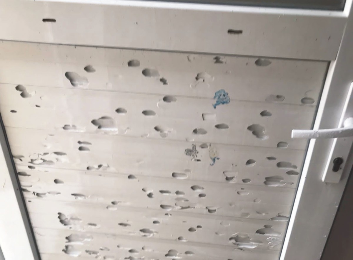 Adıyaman'da ceviz büyüklüğündeki dolu yağışı hayatı felç etti  - Videolu Haber
