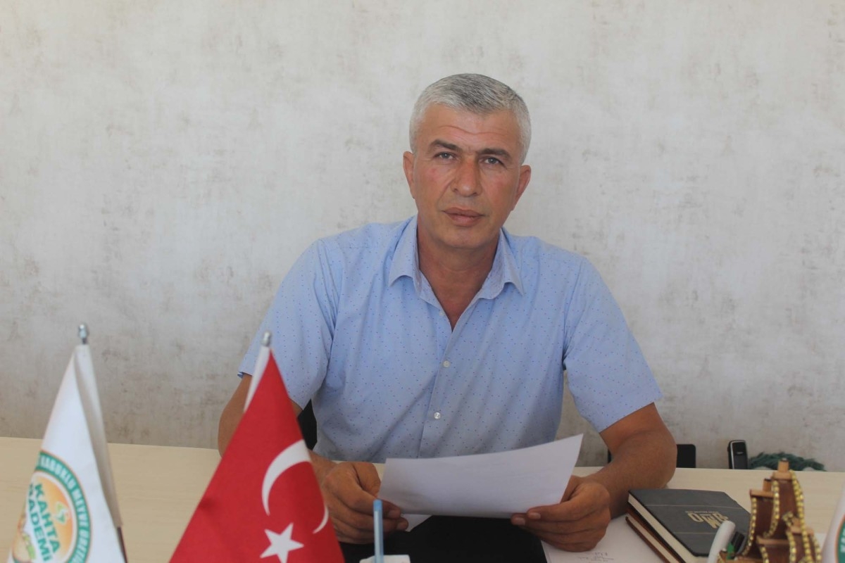 Badem üreticileri badem fiyatlarının açıklanmasını bekliyor