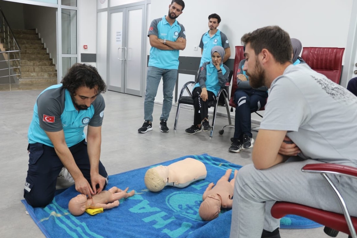 UMKE personellerine teorik ve uygulamalı eğitim