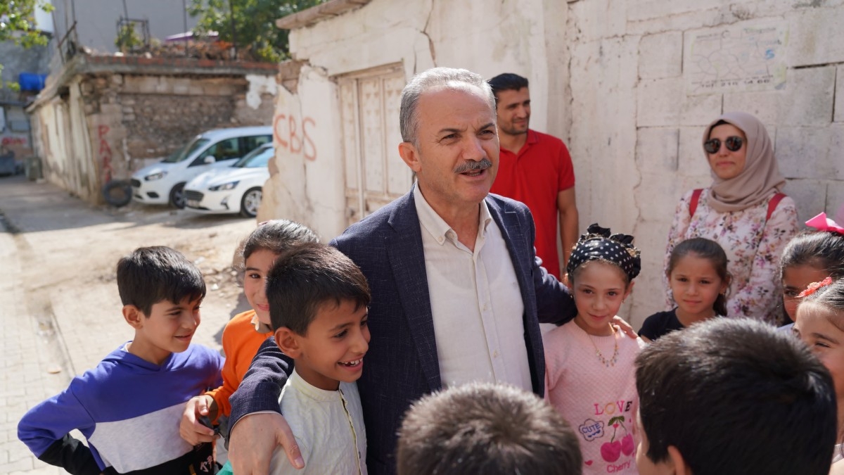 Minik öğrencilerin sinema keyfi
