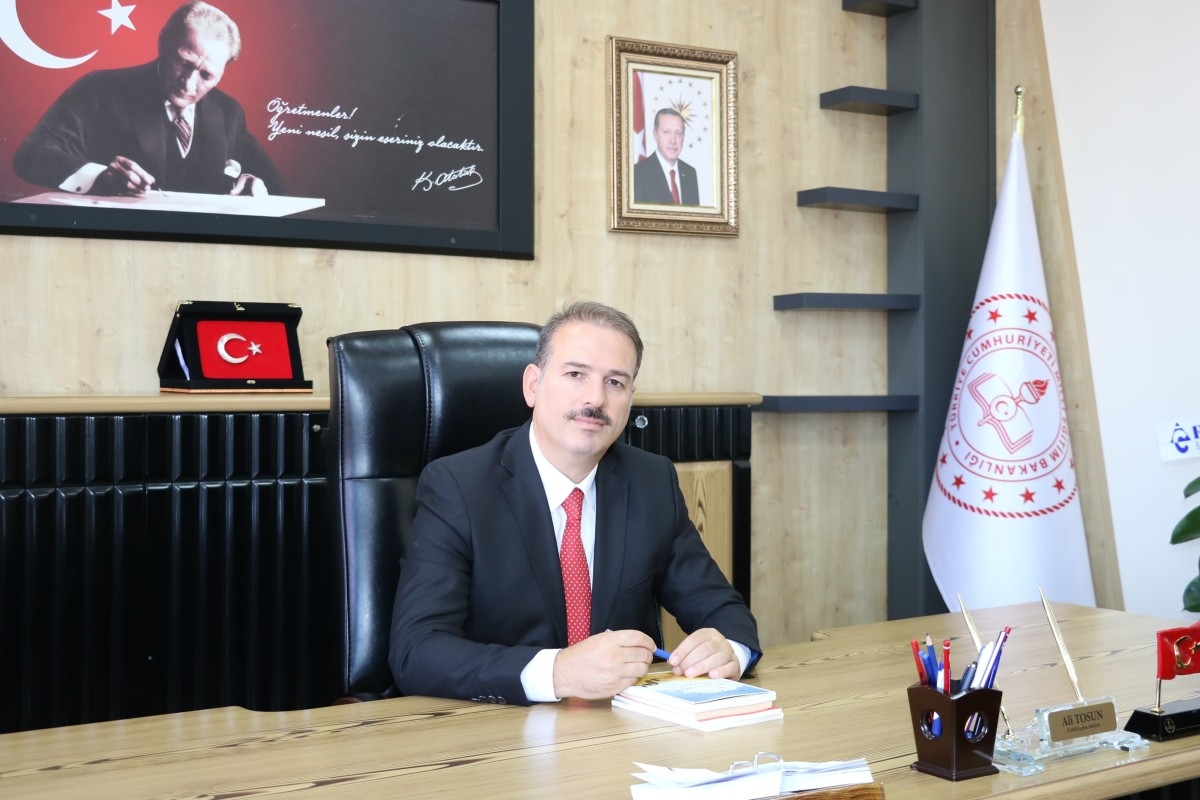 Tosun'dan öğretmen ve öğrencilere yarı yıl mesajı