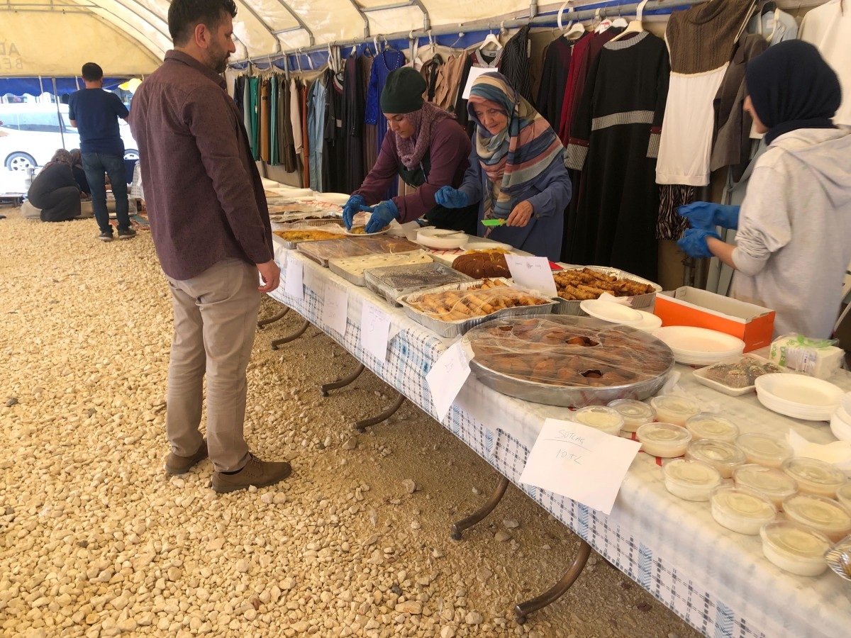 Adıyaman’da kermese yoğun katılım  - Videolu Haber