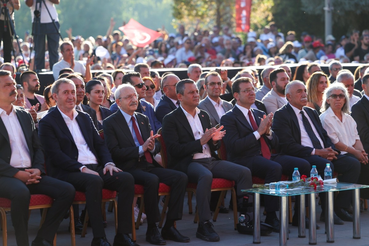 CHP lideri Özel: Alevilere eşit vatandaşlık hakları verilmeli