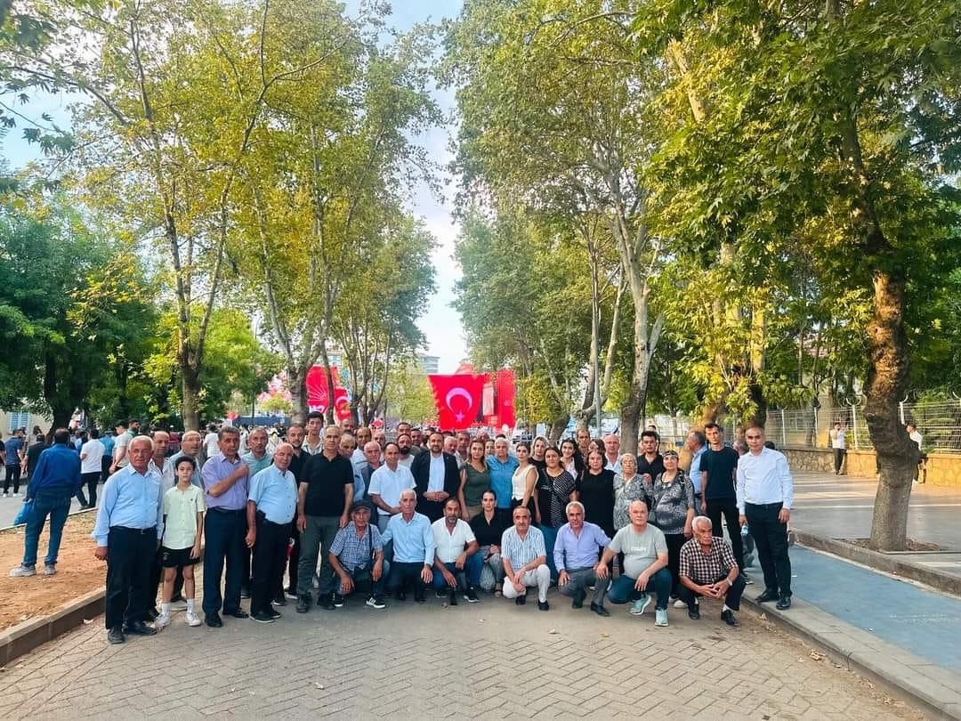 CHP'li Doğan'dan Özel'in mitingine destek