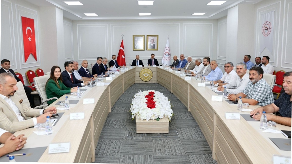 Adıyaman'da kritik toplantı ve ATSO Başkanı Torunoğlu'ndan destek çağrısı  - Videolu Haber