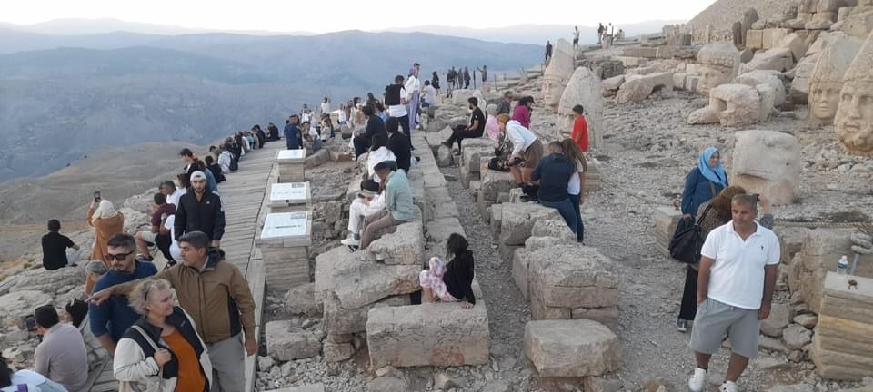 Nemrut Dağı'nda 30 Ağustos yoğunluğu
