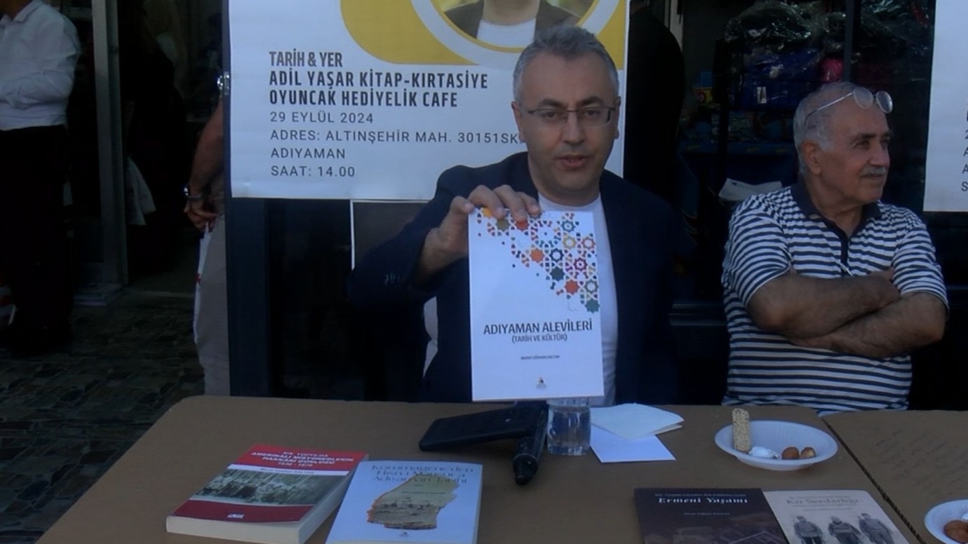 Prof. Dr. Dalyan’dan kültürel altyapı eleştirisi: 'Adıyaman’da Şehir Kitaplığı eksikliği var'  - Videolu Haber