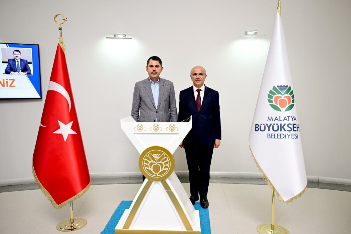Bakan Murat Kurum’a Fahri Hemşehrilik Beratı verildi