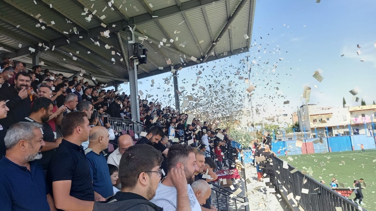 Kahta 02 Spor galibiyetleriyle yeniden adından söz ettiriyor