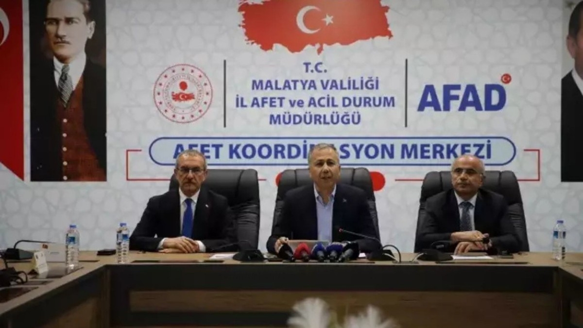 Bakan Yerlikaya: 187 kişi depremden etkilendi ve 43 vatandaş gözetim altında tutuluyor