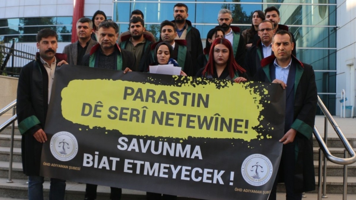 Adıyaman'da ÖHD üyesi avukatlardan protesto: 'Avukat Bedirhan Sarsılmaz serbest bırakılsın'  - Videolu Haber