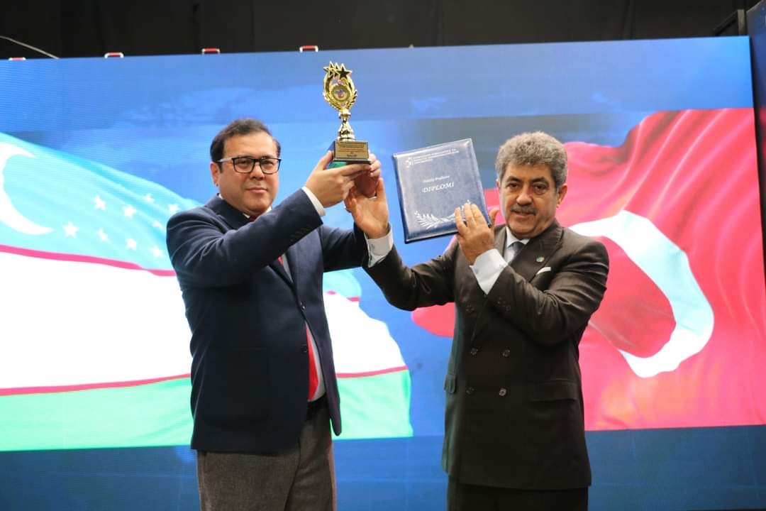 Menderes Demir’e Özbekistan’dan fahri profesörlük unvanı