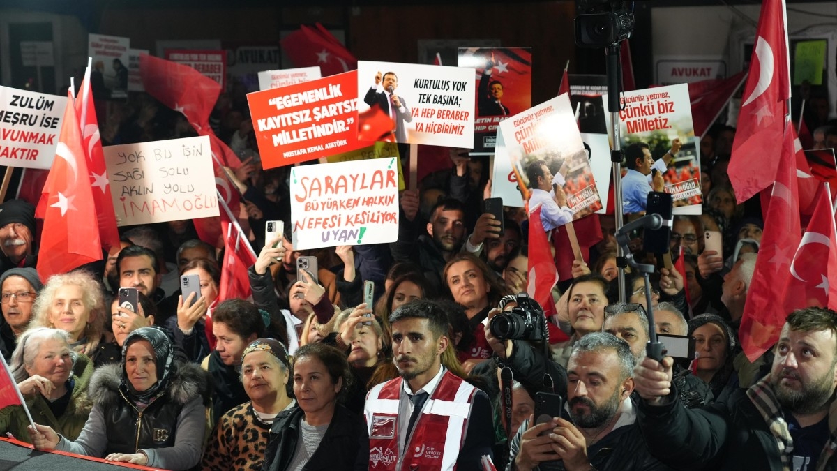 CHP’lilerden İmamoğlu’na destek mitingi  - Videolu Haber
