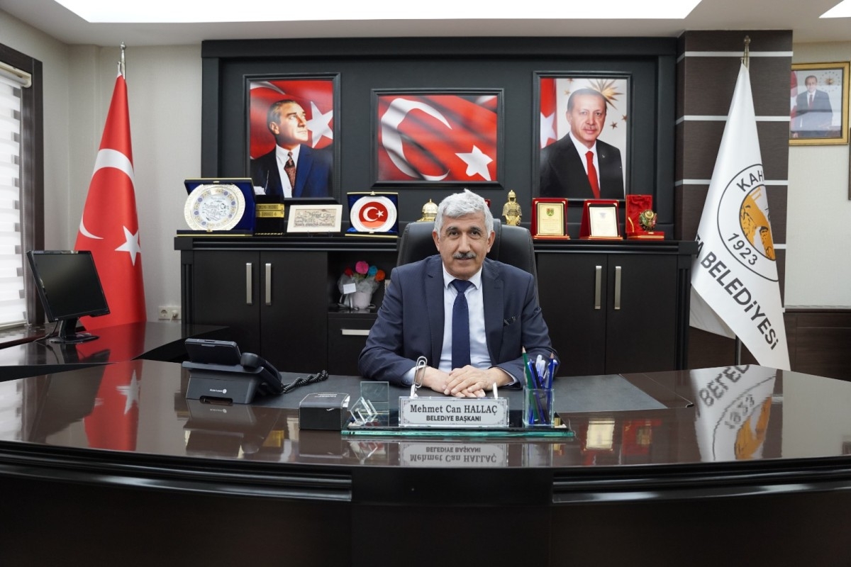 Başkan Hallaç’tan Kadir Gecesi mesajı