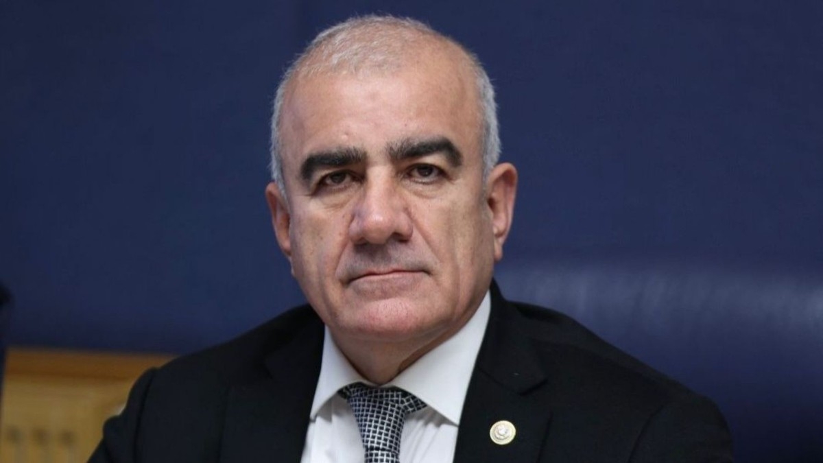 Milletvekili Özhan: 'Avukatlık mesleği sadece hukuk değil, aynı zamanda insanı anlama mesleğidir'