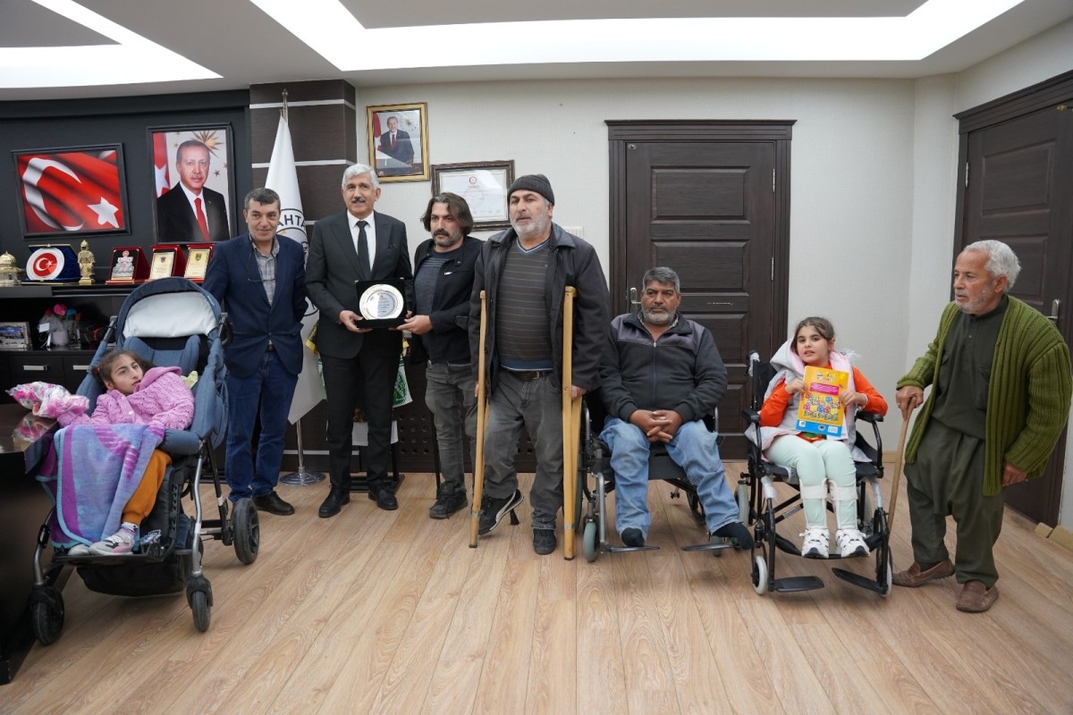 Başkan Hallaç’a engellilerden anlamlı teşekkür: 'Yanımızda olduğunuz için minnettarız'