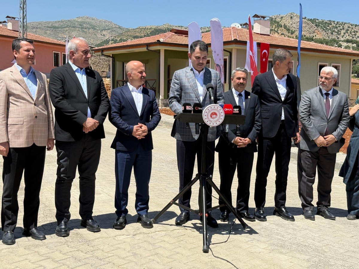 Bakan Murat Kurum Adıyaman’da: ‘Sadece ev değil, umut inşa ediyoruz’