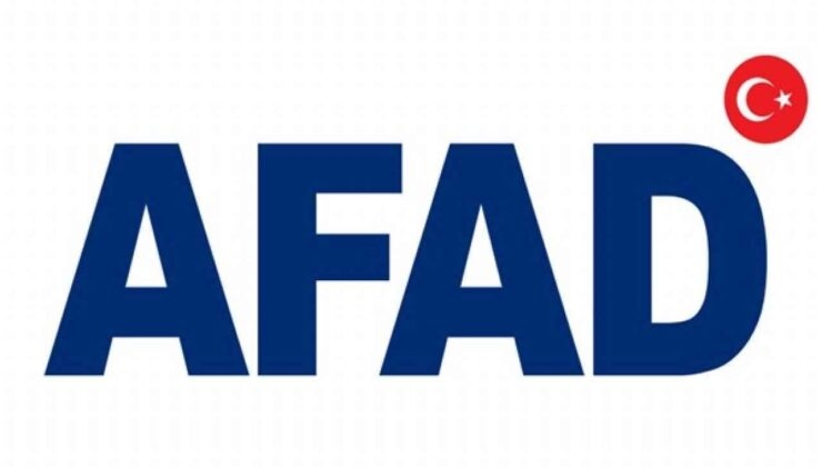 AFAD: Orman yangınlarında 50 bin tahliye, Bilecik ve İzmir için genel hayatı etkileyen durum ilan edildi