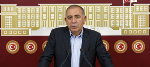 Gürsel Tekin’den Özgür Özel’e tepki: ‘Kaçmayacağım, hakkımı hepsine haram ediyorum’