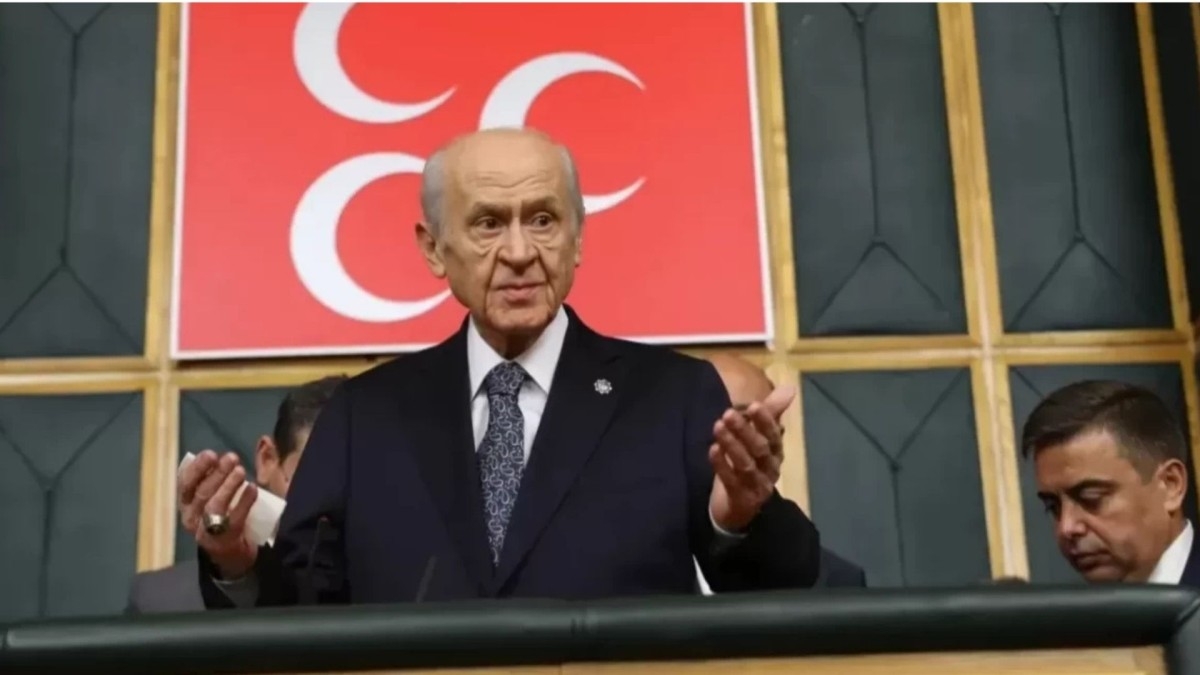 Devlet Bahçeli’den ‘Terörsüz Türkiye’ çıkışı : ‘Gerekirse üç arkadaşımı alır İmralı’ya giderim’