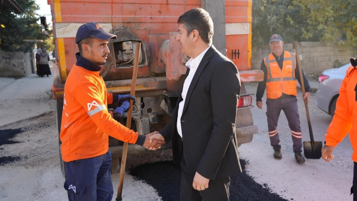 Mersin Büyükşehir Belediyesi'nden Adıyaman’a yol yapım desteği  - Videolu Haber