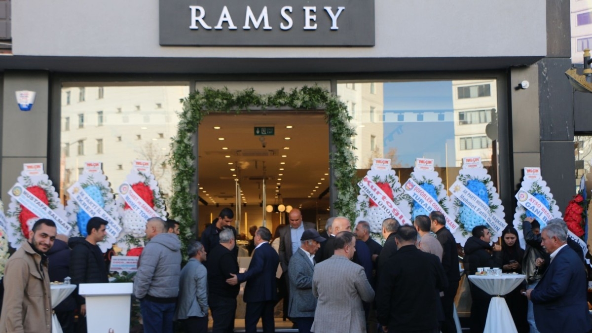 Ramsey’in Adıyaman Gölbaşı Caddesi’ndeki mağazası hizmete girdi  - Videolu Haber