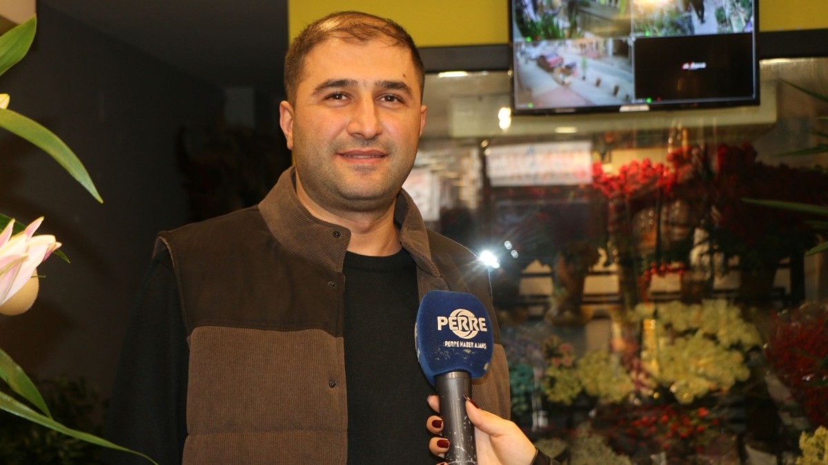 Adıyaman’da yeni yıla doğru çiçek satışlarında artış yaşandı  - Videolu Haber