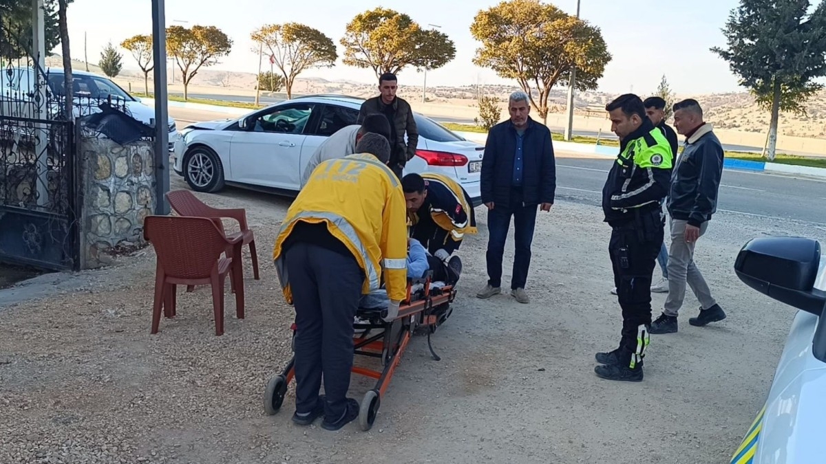 Adıyaman Besni’de iki ayrı trafik kazası: 6 yaralı  - Videolu Haber