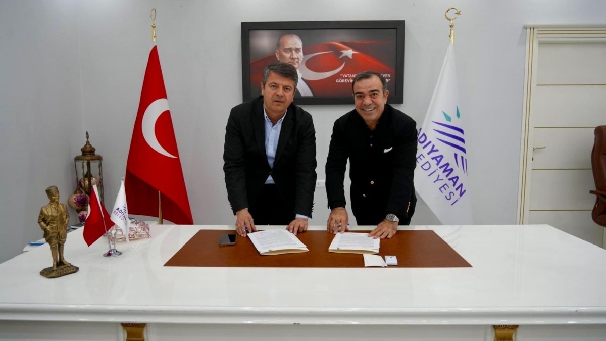 Başkan Tutdere ve hayırsever Mustafa Dicle taziye evi protokolünü imzaladı