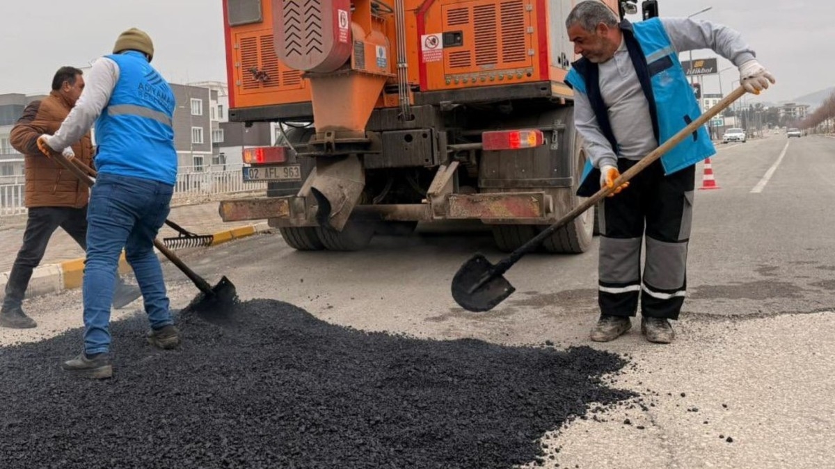 Adıyaman’da yol bakım çalışmaları devam ediyor  - Videolu Haber
