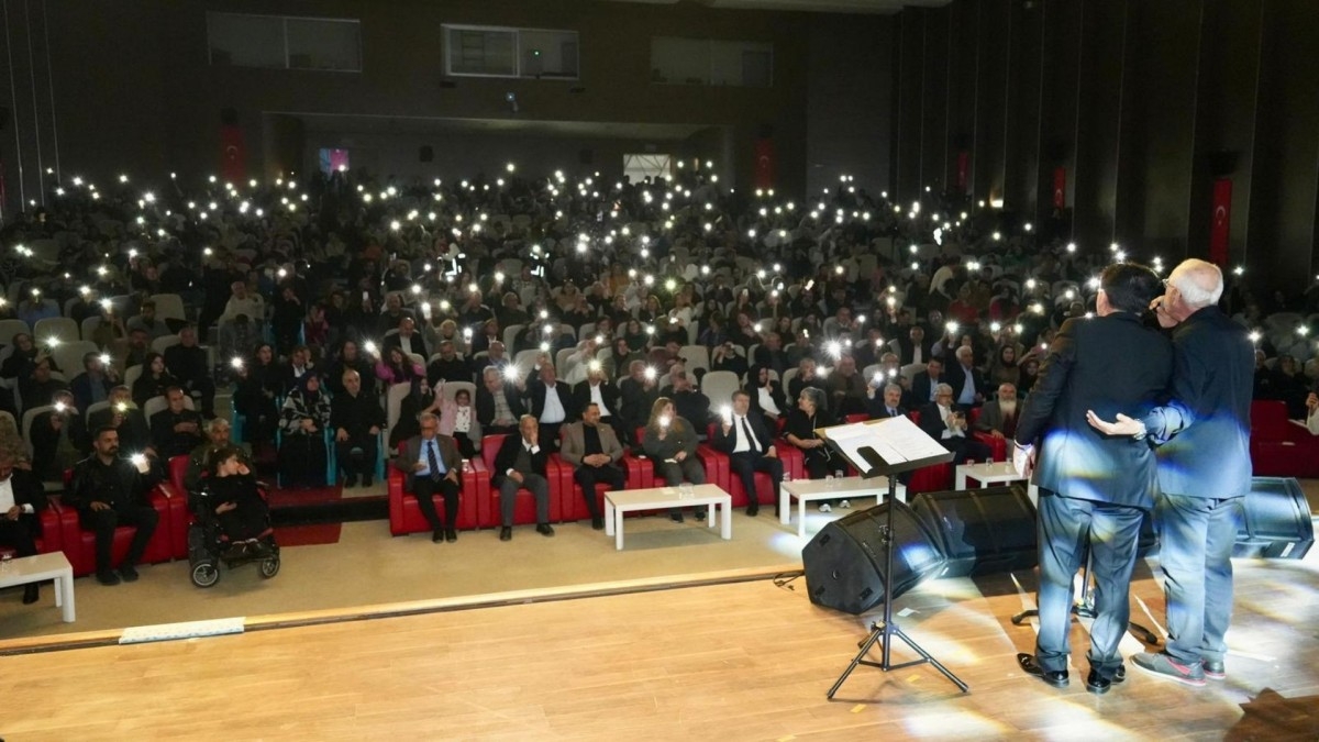 Adıyaman’da sanatçı Kahtalı Mıçe için anma gecesi düzenlendi  - Videolu Haber