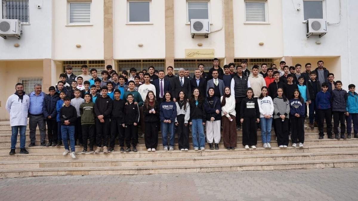 Kahta Belediyesi’nden YKS ve LGS öğrencilerine dijital eğitim desteği