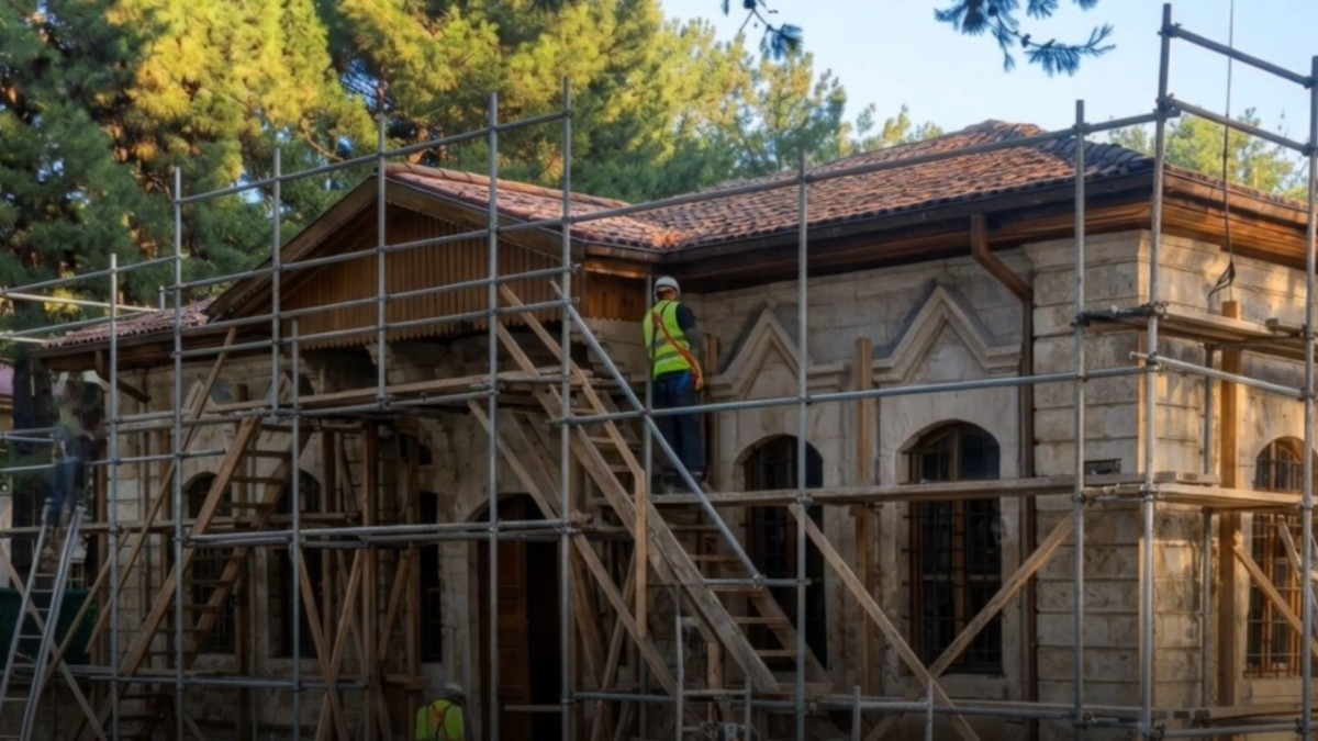 Adıyaman’da tarihi yapılar aslına uygun restore ediliyor  - Videolu Haber