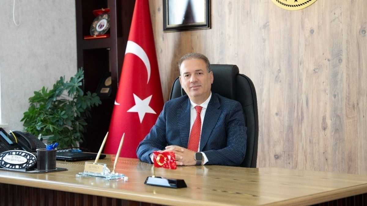 Adıyaman İl Milli Eğitim Müdürü Ali Tosun 'Anneler Günü' vesilesi ile bir mesaj yayınladı