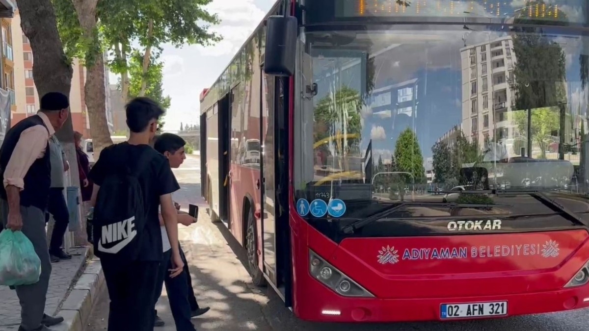 Adıyaman Belediyesi'nden YKS Sınavı’na girecek adaylar için ücretsiz ulaşım desteği