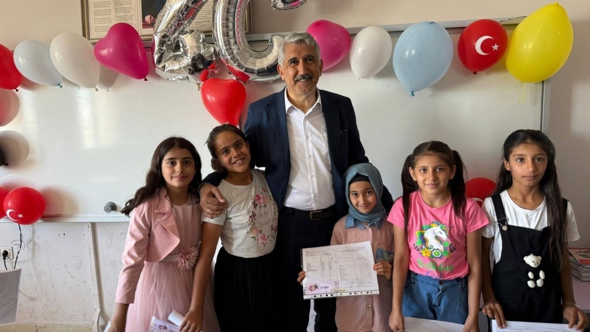 Başkan Hallaç’tan öğrencilere yaz tatili mesajı: ‘Her karne yeni bir başlangıçtır’