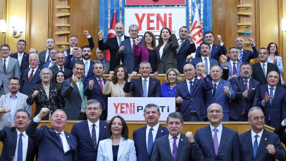 YENİ Parti TBMM Grup Yönetimi netleşti: Başkanvekili Tekin Bingöl oldu
