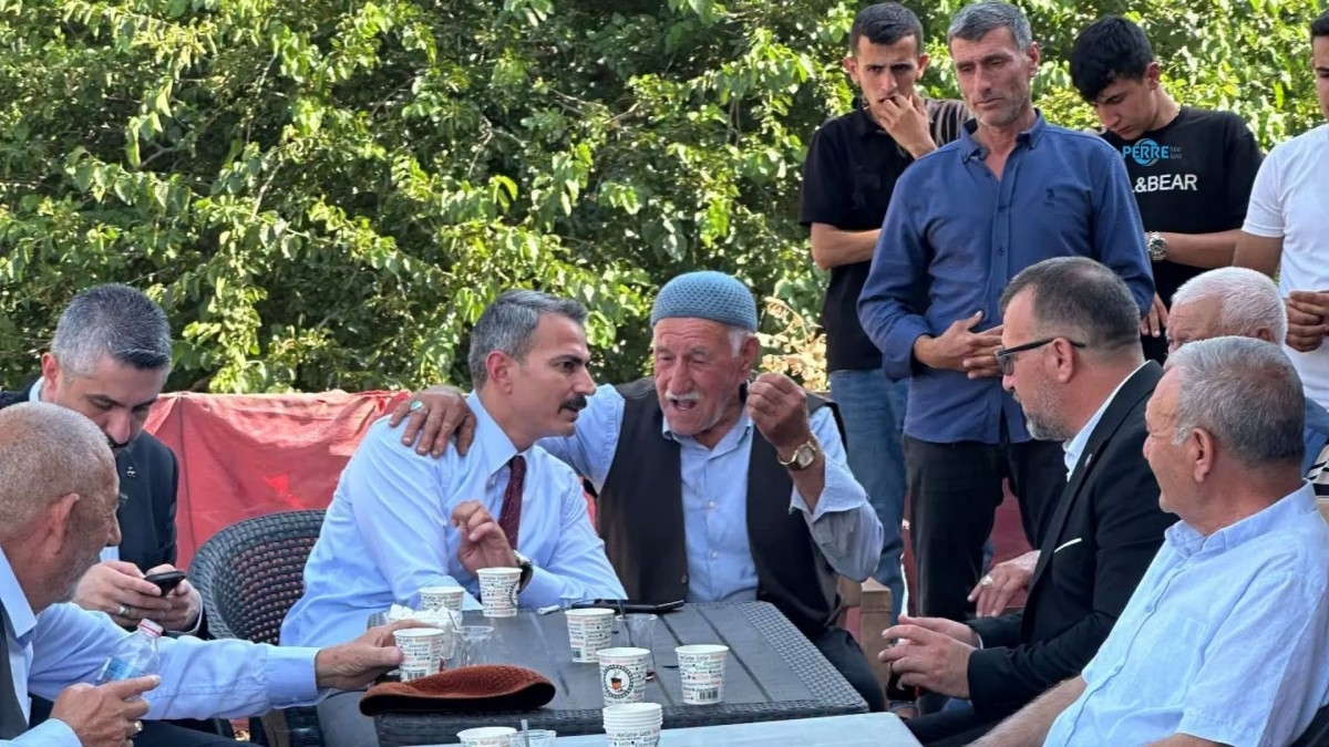 Ali Önat Gerger'in en uzak köylerinde vatandaşlarla buluştu: ‘Çalmadık kapı bırakmayacağız’