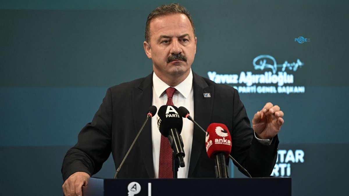 Ağıralioğlu'ndan 'çerçeve yasa' çıkışı: ‘Öcalan biliyor, millet bilmiyor’  - Videolu Haber
