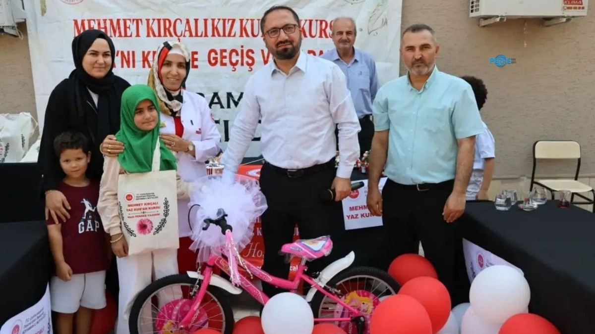 Mehmet Kırçalı Kur'an Kursu'nda yaz dönemi kapanış programı düzenlendi