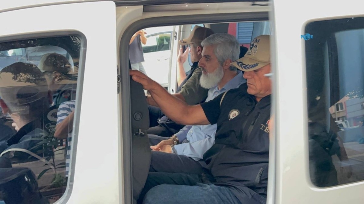Alparslan Kuytul ve eşi gözaltına alındı: 32 kişi hakkında adli işlem, 5 şirkete kayyım  - Videolu Haber
