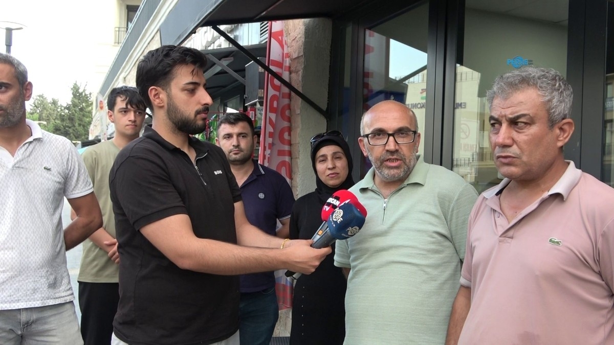 Esnaftan aidat tepkisi: Asansör kullanmıyoruz, temizliği biz yapıyoruz; haraç gibi bu para ne için isteniyor?  - Videolu Haber