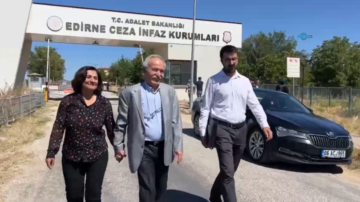 Selçuk Mızraklı tahliye oldu: Bu kapının önünde olması gereken Demirtaş’tı